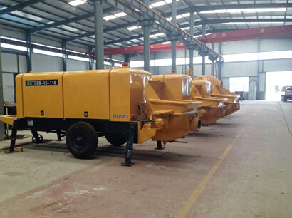 truck mounted concrete pump