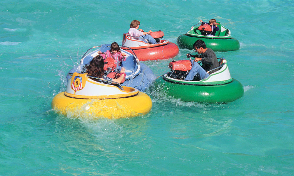 electric bumper boats for young people