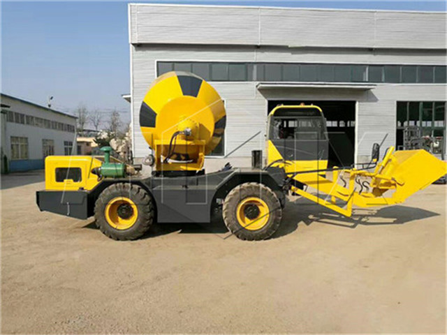 Mobile self-Loading Concrete Mixers cost