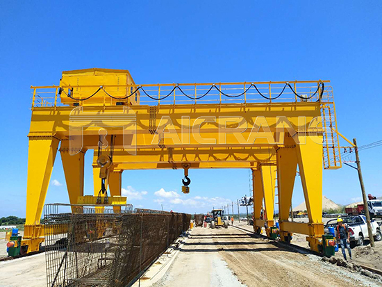 Heavy Duty Gantry Crane for Sale